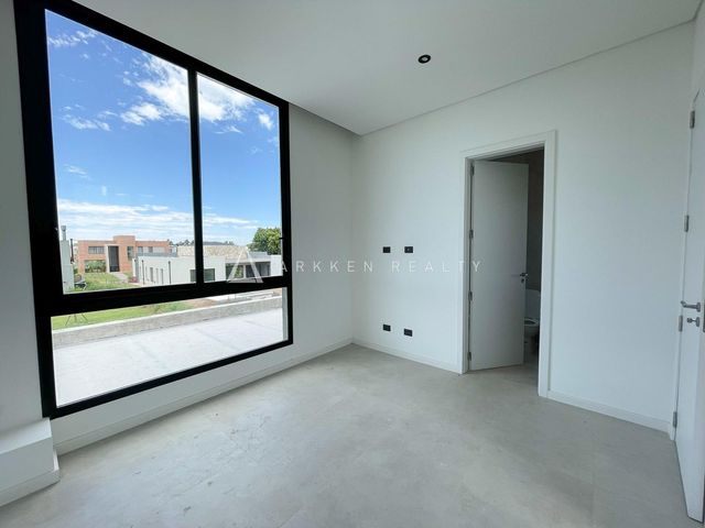 place photo 47
