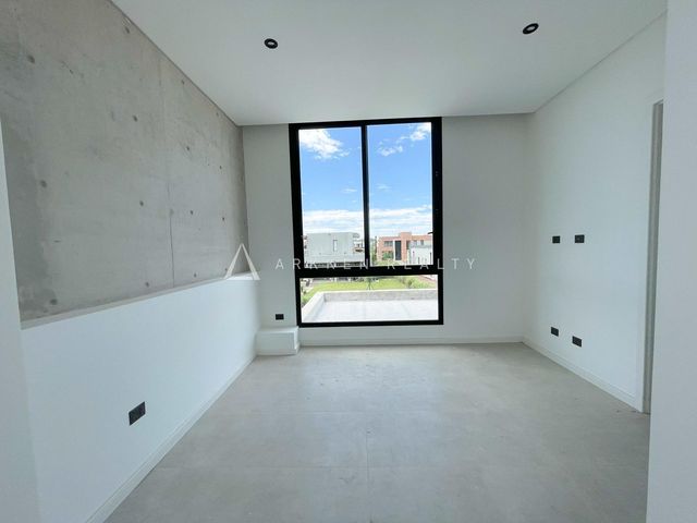 place photo 48