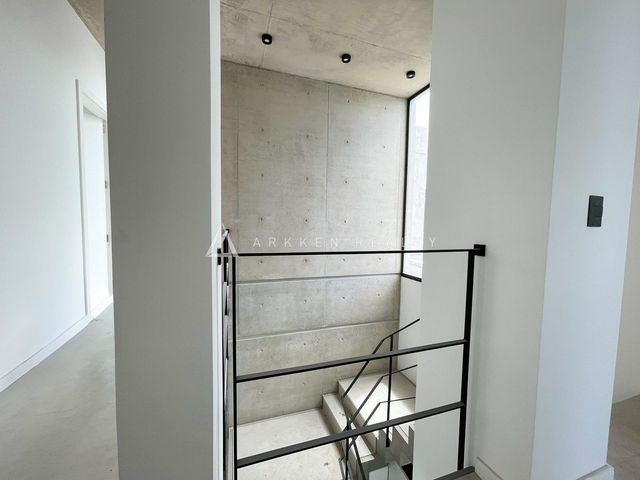place photo 51
