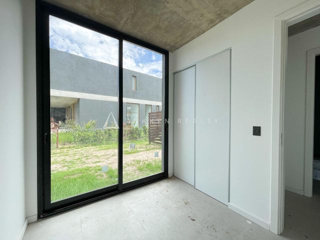 place photo 86