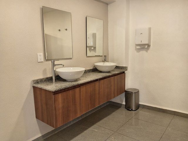 place photo 46