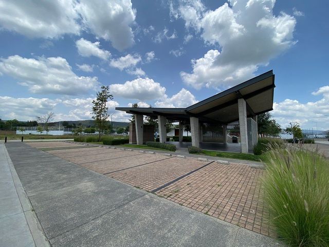 place photo 24