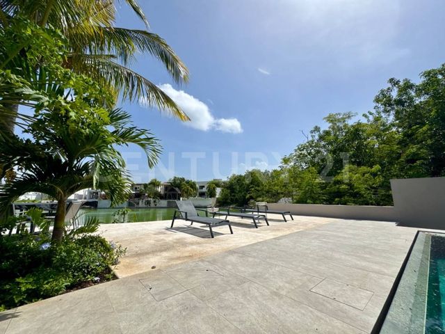 place photo 67