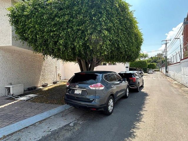 place photo 34