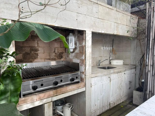 place photo 52