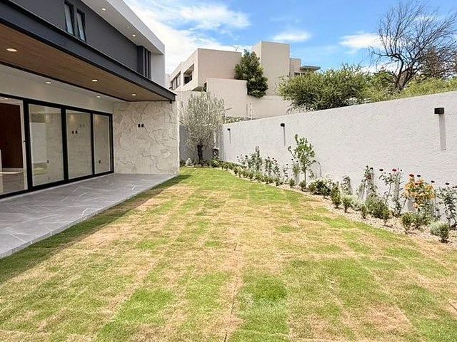 place photo 38