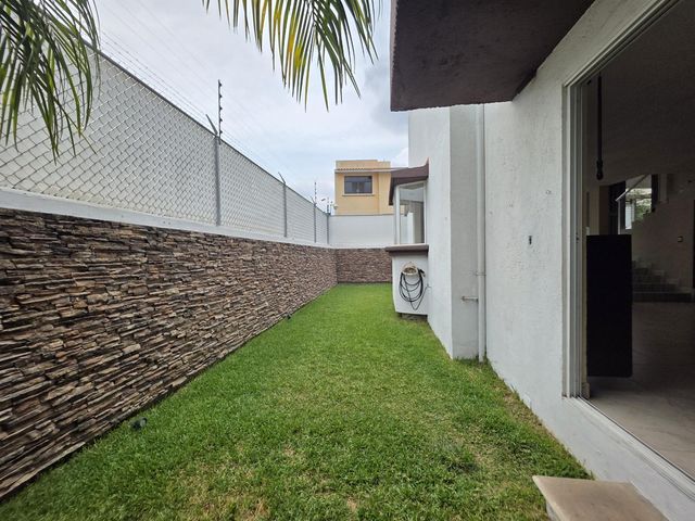 place photo 43