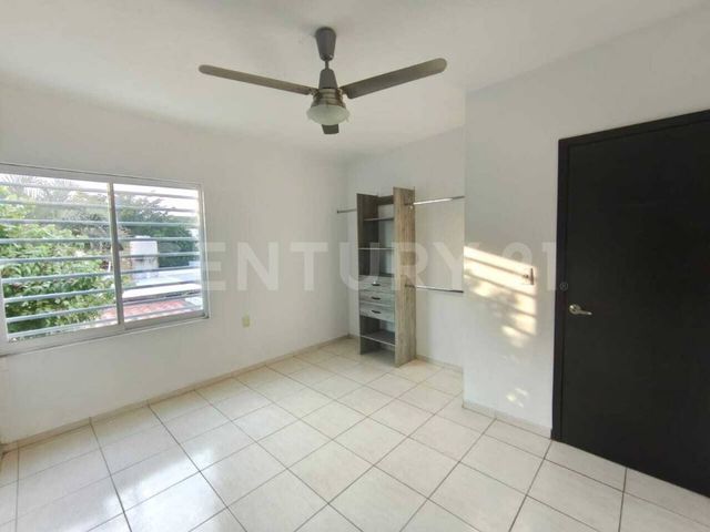 place photo 46