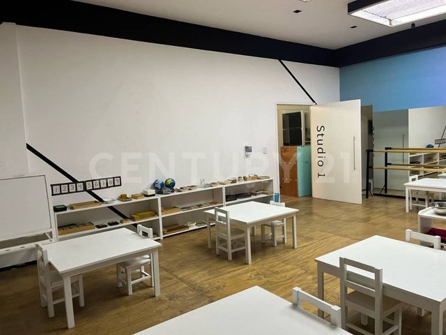place photo 24