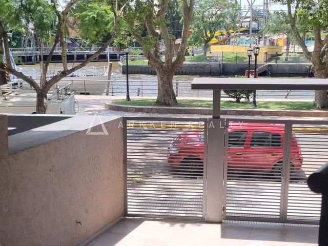place photo 32