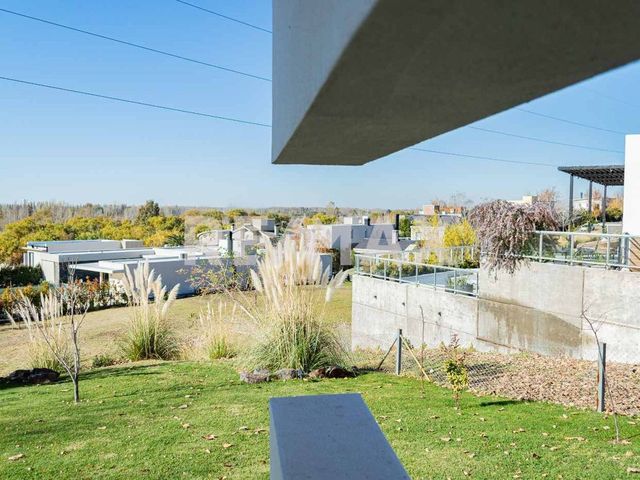 place photo 72