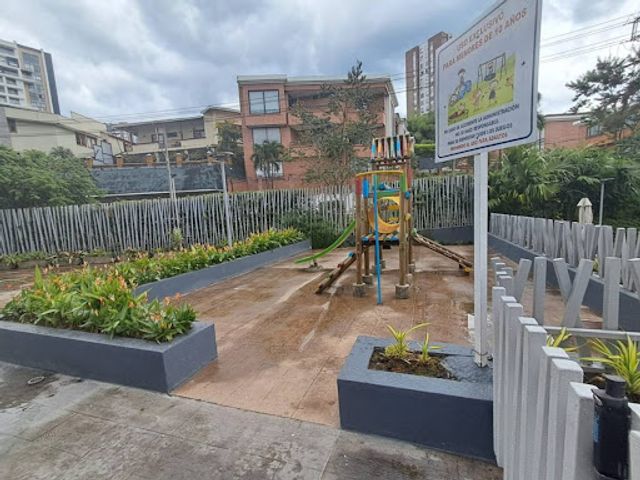 place photo 23