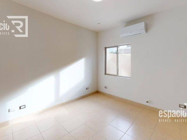 place photo 50