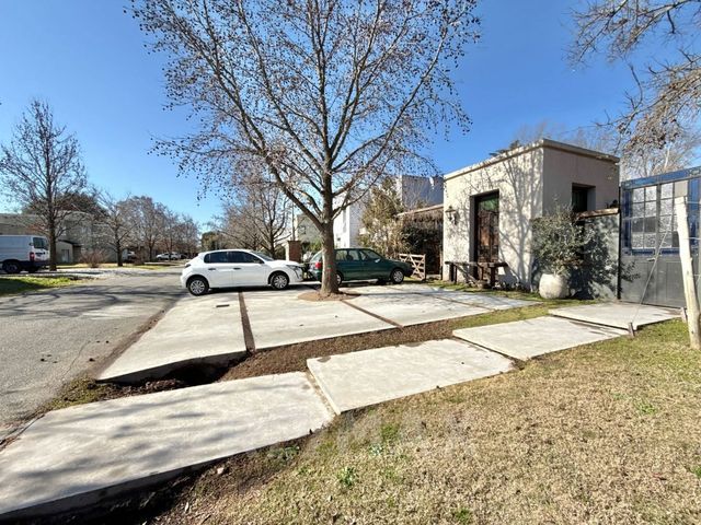 place photo 61