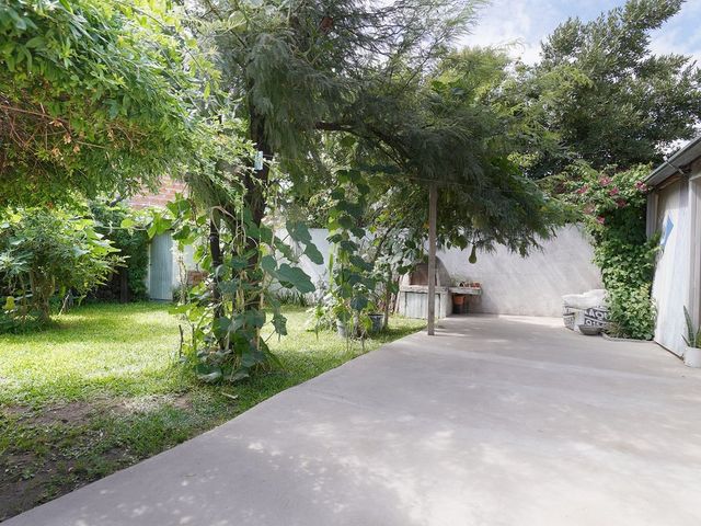 place photo 23