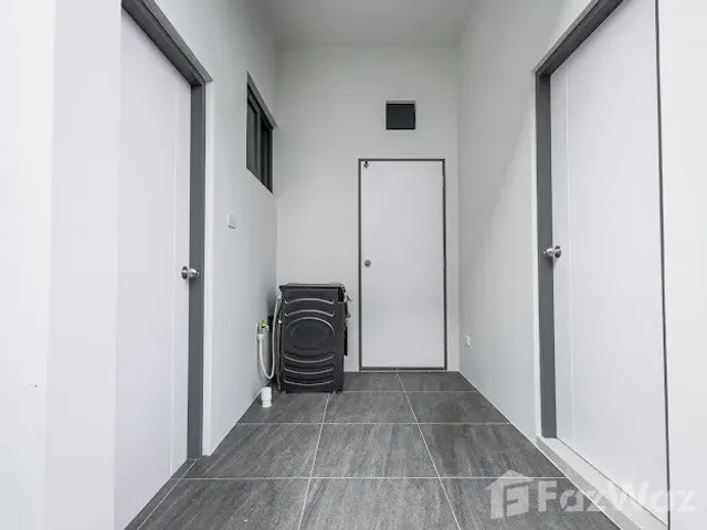 place photo 60