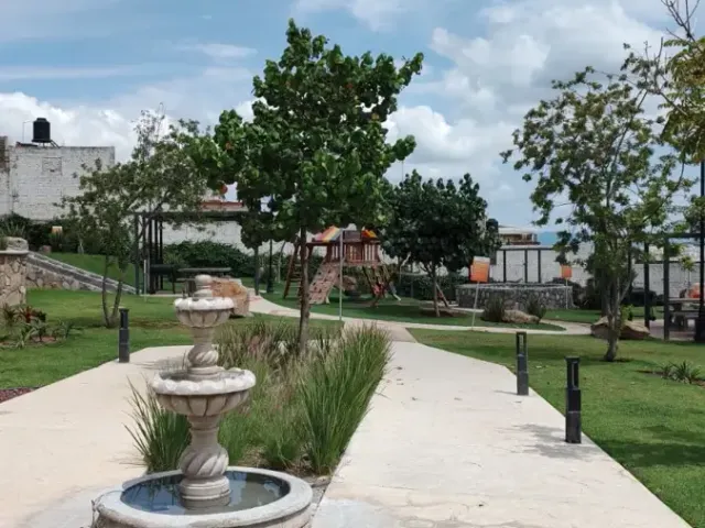 place photo 18