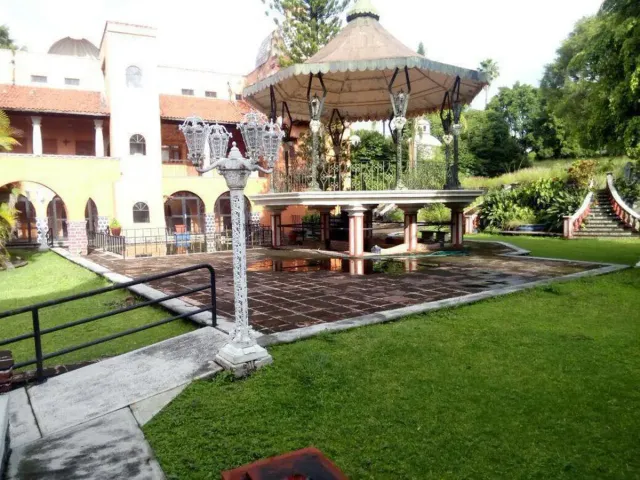 place photo 9