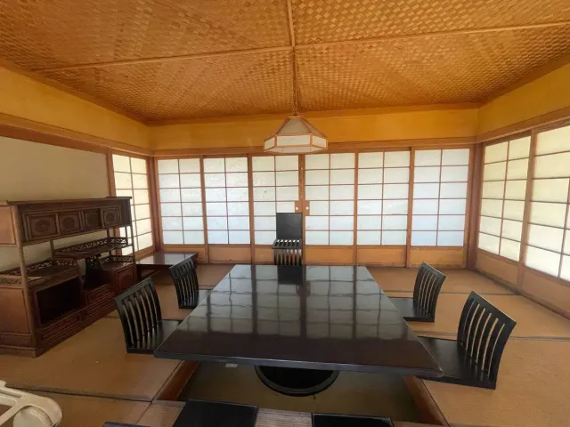 place photo 18