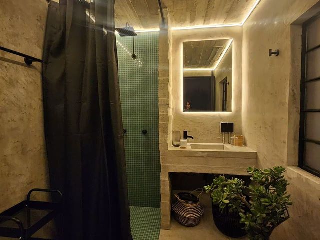 place photo 25