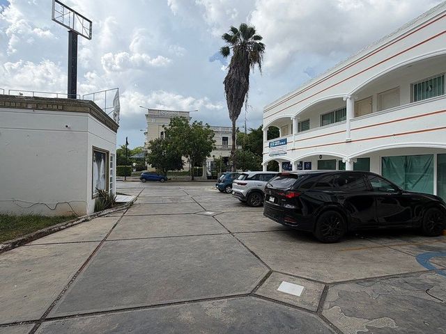 place photo 21