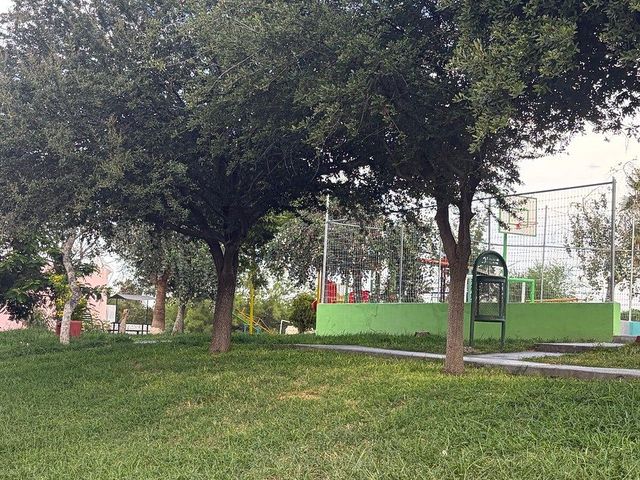 place photo 23
