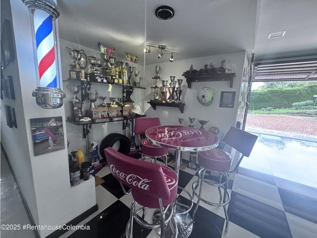 place photo 115