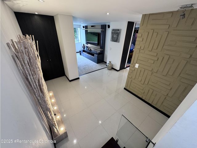 place photo 57