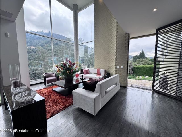 place photo 47