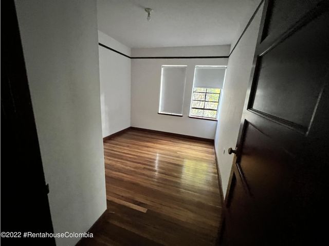 place photo 50