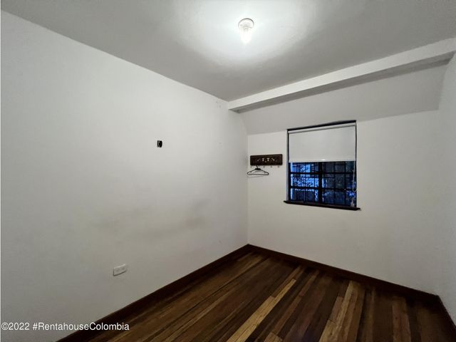 place photo 53