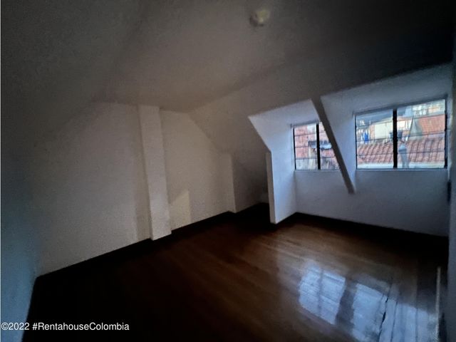 place photo 60