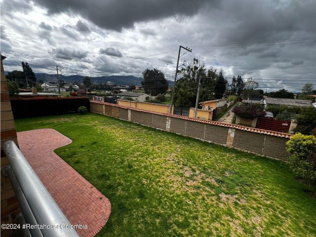 place photo 46