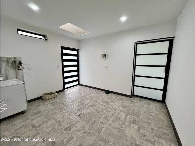 place photo 51