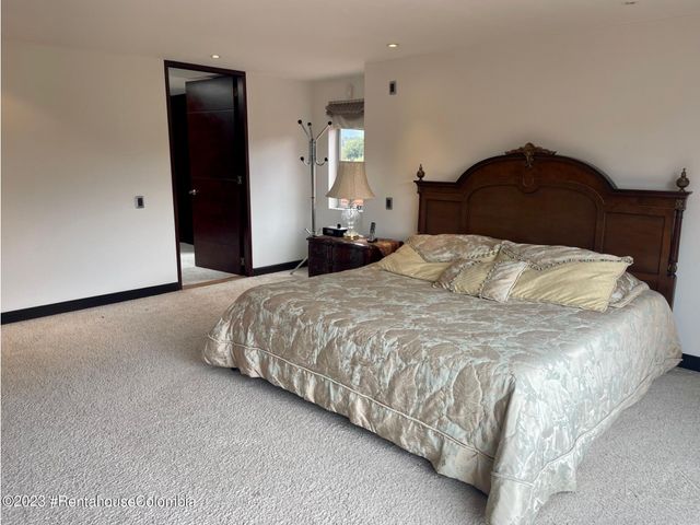 place photo 66