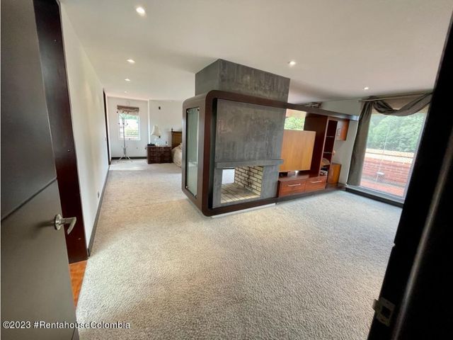 place photo 61