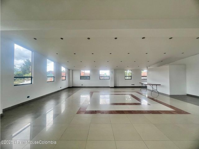 place photo 71