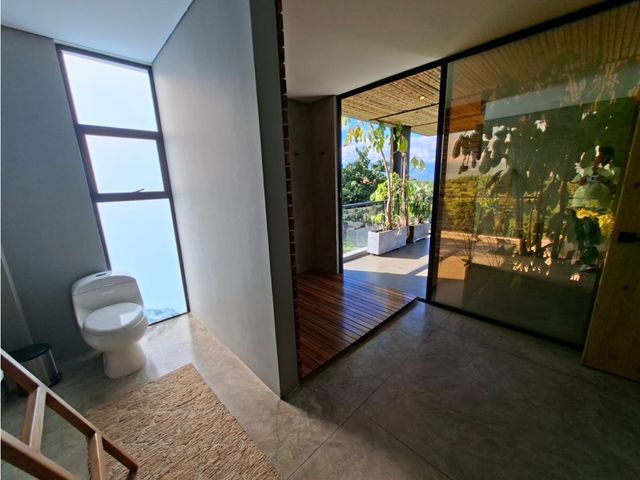 place photo 49