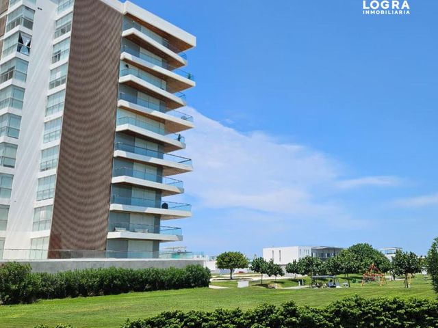 place photo 48
