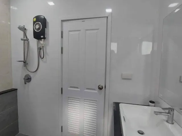 place photo 24