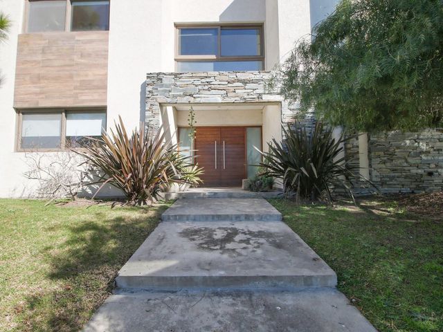 place photo 49