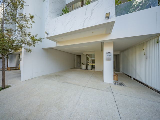 place photo 164