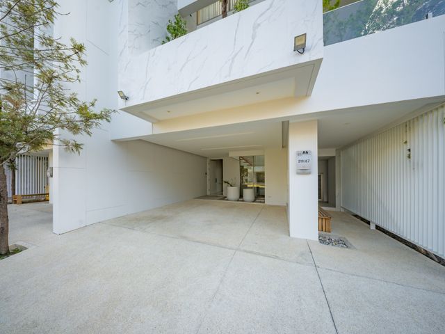 place photo 156