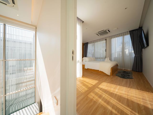 place photo 69