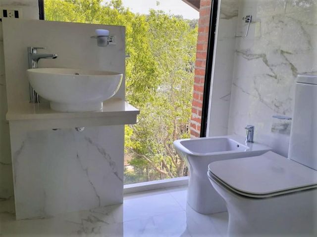 place photo 55
