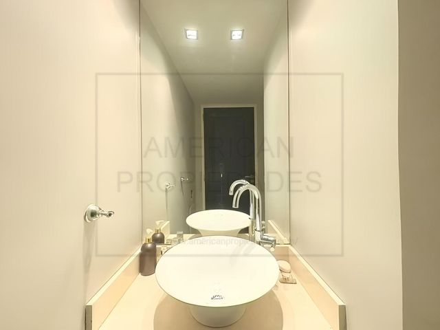 place photo 50