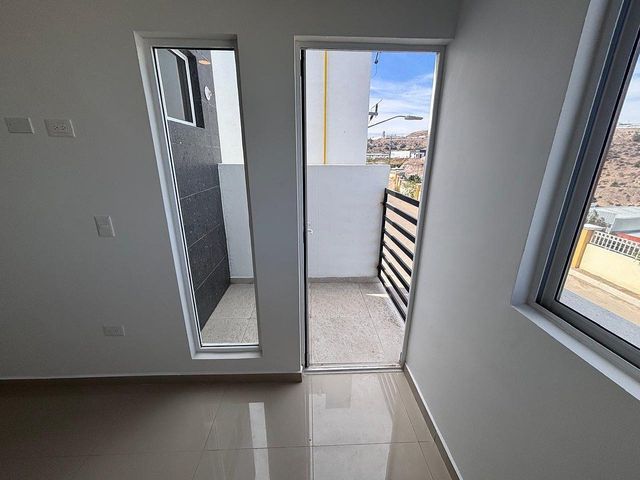 place photo 48