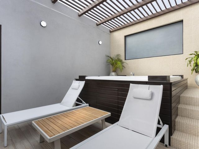 place photo 75