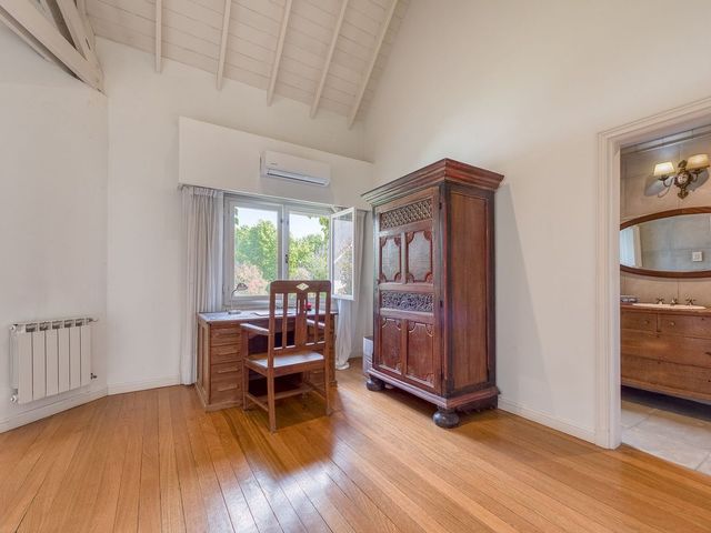 place photo 66
