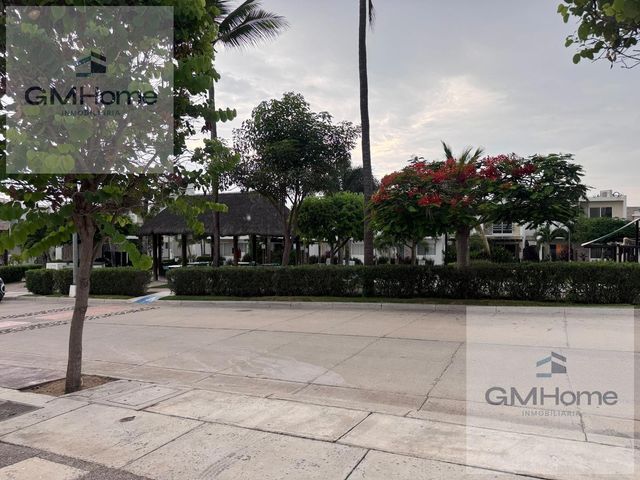 place photo 32